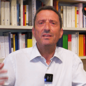 "Beato lui. Panegirico dell'arcitaliano Silvio Berlusconi": intervista a Pietrangelo Buttafuoco